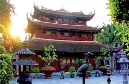 Figure 1: A Buddha pagoda in Vietnam