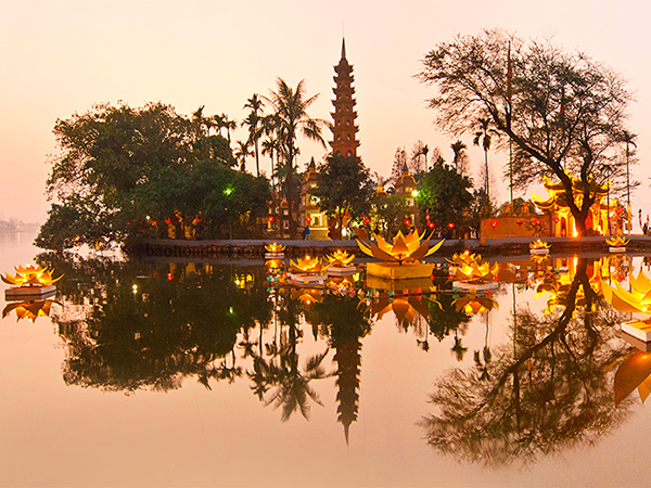 tran quoc pagoda Hanoi