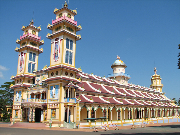 Temple Cao Dai holy