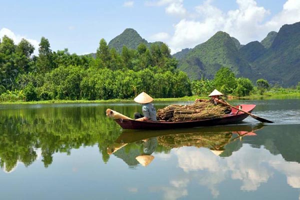 family-holiday-in-vietnam (5)