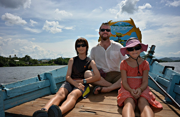 family-trip-to-vietnam