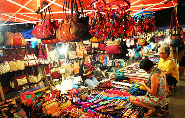 Nha Trang Night Market (2)