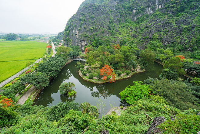 World Heritage Sites in Vietnam ninh binh trang an