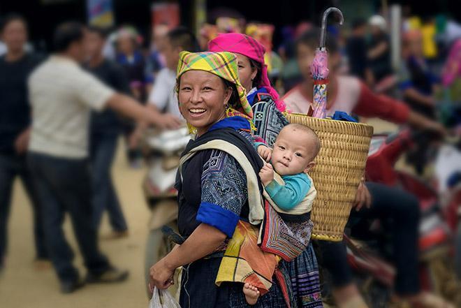 vietnam hill tribe market