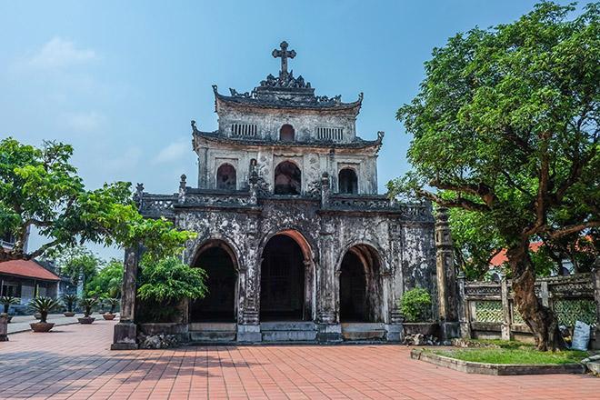 ninh binh Phat Diem Cathedral