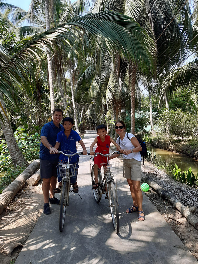 vietnam bicycle mekong