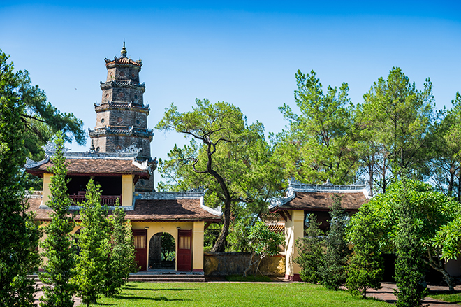 hue Thien Mu Pagoda vietnam 14 days UNESCO site